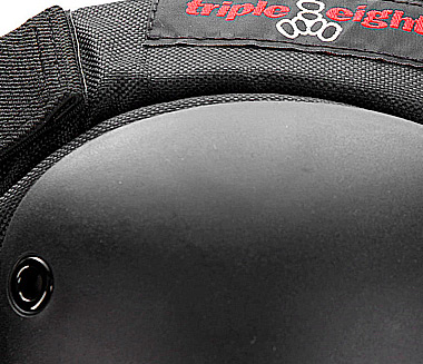 Пластиковий щиток Triple8 Street Knee